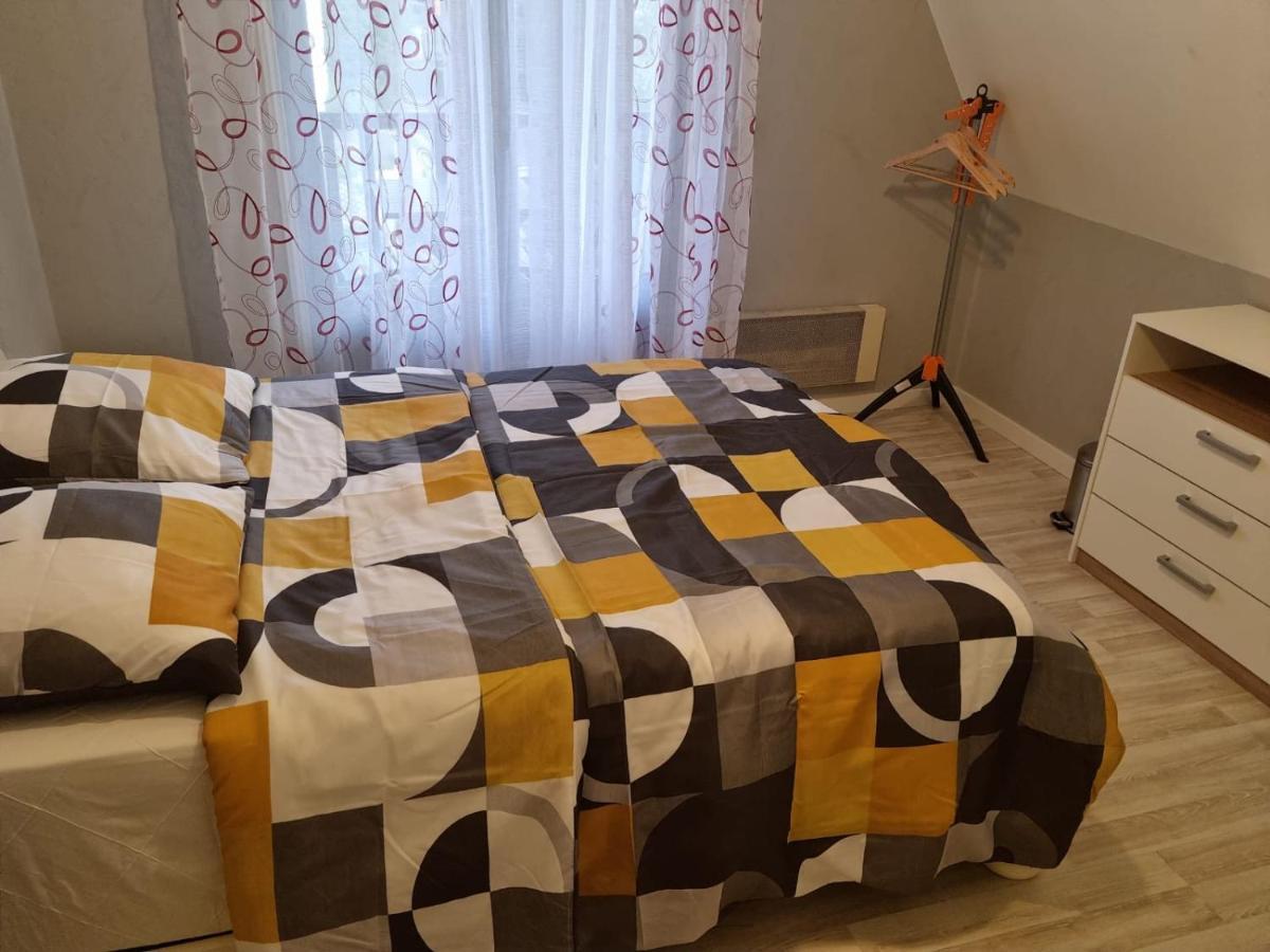 Belle Chambre Avec Balcon Arques  Екстериор снимка